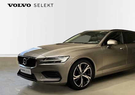 Volvo V60 Momentum D3 Aut | Trekhaak | Navi | Smartphone integratie
