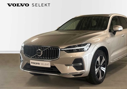 Volvo XC60 Plus Dark T6 AWD Hybride | Adapt Cruise | Lightpack | Verw voorruit