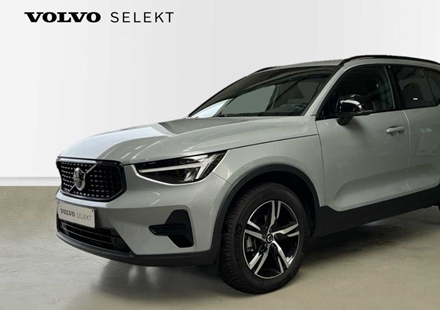 Volvo XC40 Plus Dark T2 Aut | Harman Kardon | Elektrische zetels | Camera