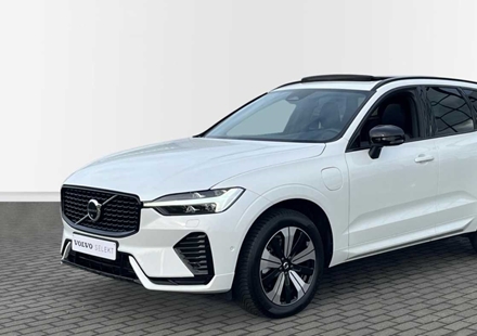 Volvo XC60 II Plus Dark T6 AWD Hybride | Pano dak | Harman Kardon | 360° Camera