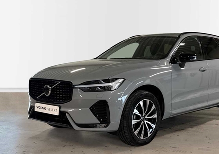 Volvo XC60 Plus Dark B5 AWD Mild hybride | Pano dak | 360° Camera | Leder