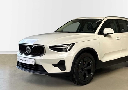 Volvo XC40 Core B3 Mild hybride | Leder | Camera | Zetelverwarming