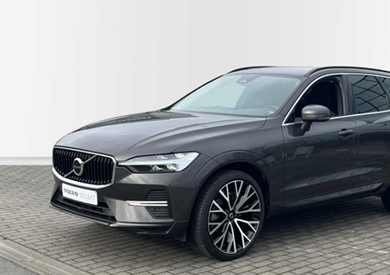 Volvo XC60 Core B4 Mild hybride | Adapt Cruise | Trekhaak | Zetelverwarming