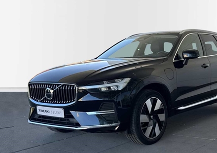 Volvo XC60 II Ultra Bright T8 AWD Hybride | Leder | Pano dak | Zetelverwarming V+A