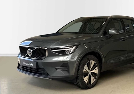 Volvo XC40 Core B3 Mild hybride | Zetelverwarming | Leder offblack | Verwarmd stuurwie