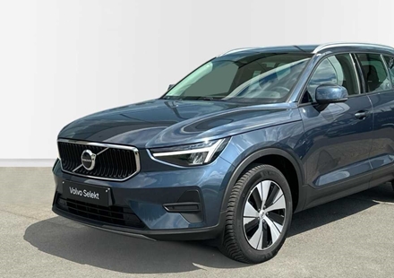 Volvo XC40 Core B3 Mild hybride | Leder | Zetelverwarming | Park Assist V+A