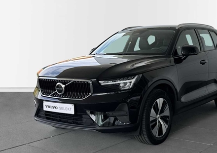 Volvo XC40 Core B3 Mild hybride | Leder | Zetelverwarming | Elektrische kofferklep