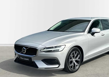 Volvo V60 Core B4 Mild hybride | Zetelverwarming | Camera