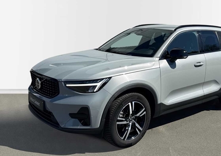 Volvo XC40 Plus Dark B3 Mild hybride Benzine | Harman Kardon | Adapt Cruise